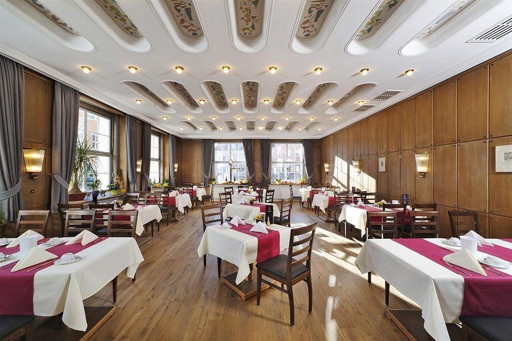 Akzent Brauerei Hotel Hirsch ออทโทบอยเริน ภายนอก รูปภาพ