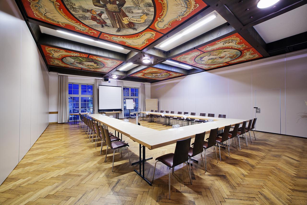 Akzent Brauerei Hotel Hirsch ออทโทบอยเริน ภายนอก รูปภาพ
