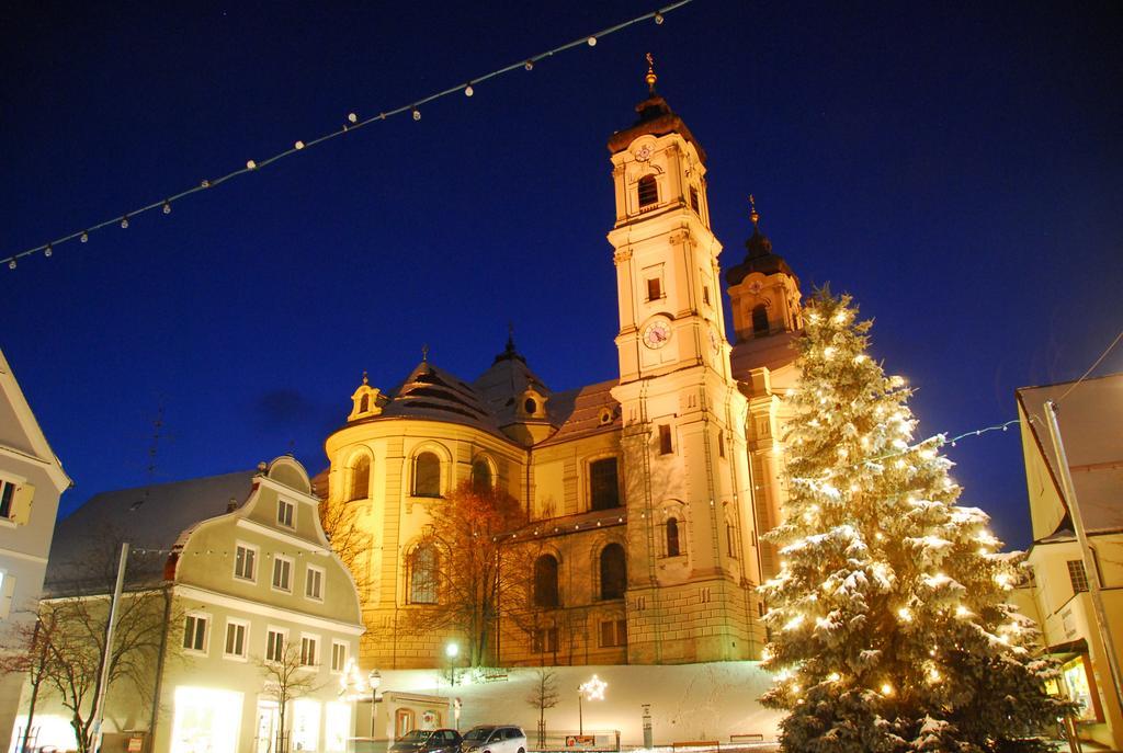 Akzent Brauerei Hotel Hirsch ออทโทบอยเริน ภายนอก รูปภาพ